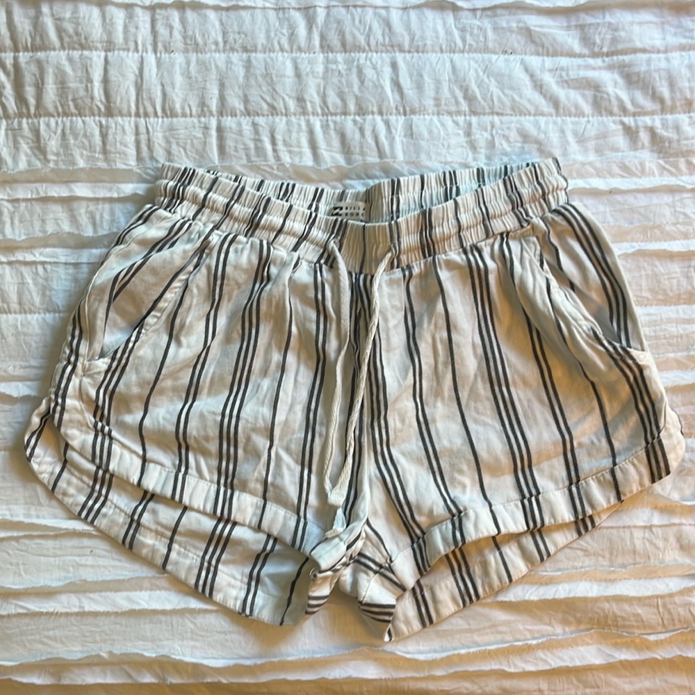 Billabong shorts